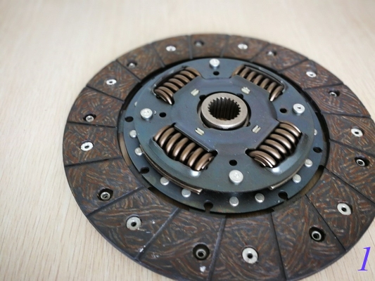 1864 528 441 CLUTCH DISC supplier